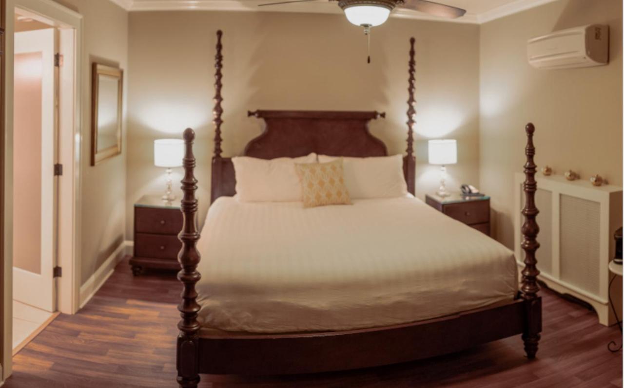 קואליקום ביץ' Crown Mansion Boutique Hotel & Villas מראה חיצוני תמונה