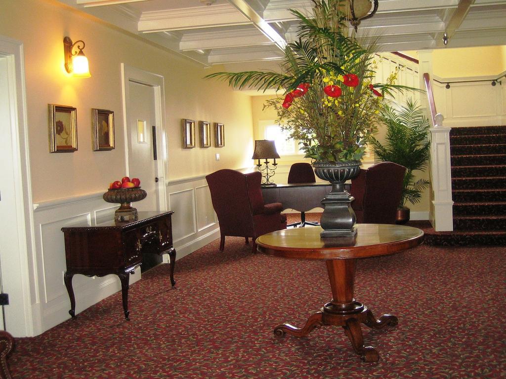 קואליקום ביץ' Crown Mansion Boutique Hotel & Villas מראה חיצוני תמונה